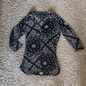 Rue21 Black and White Paisley Blouse